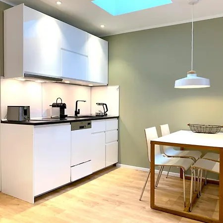 - Modern, Gemuetlich, Eigener Parkplatz * 科隆