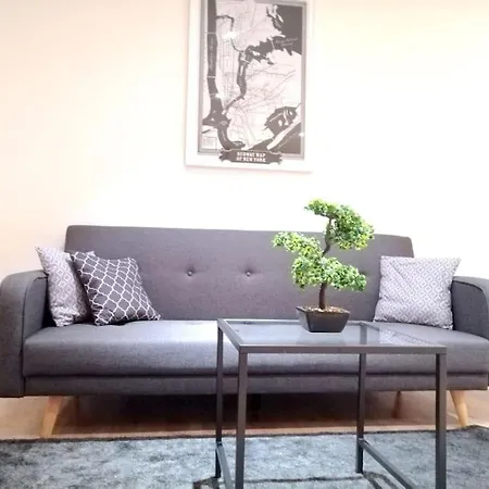 - Modern, Gemuetlich, Eigener Parkplatz *