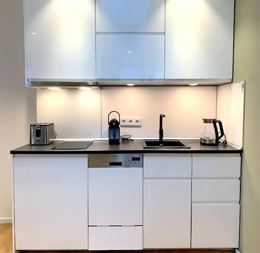 Apartment - Modern, Gemuetlich, Eigener Parkplatz Cologne