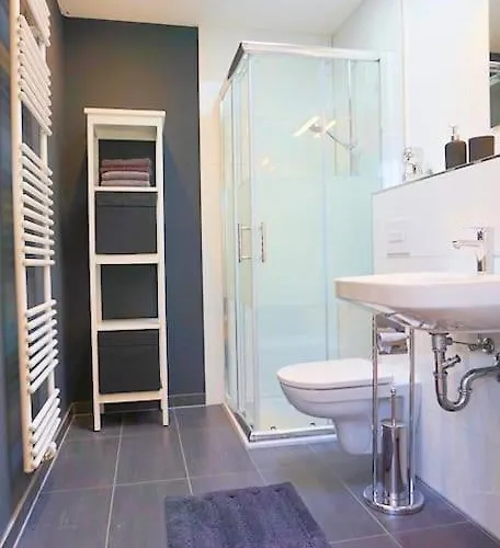 - Modern, Gemütlich, Eigener Parkplatz